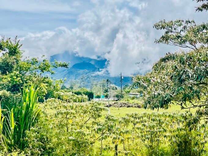 Volcán Gem for Sale: 4,713 m² with 360° Mountain & Volcán Barú Views – Prime Location!                                                                   Joya en Venta en Volcán: 4,713 m² con Vistas 360° al Volcán Barú – ¡Ubicación Privilegiada!